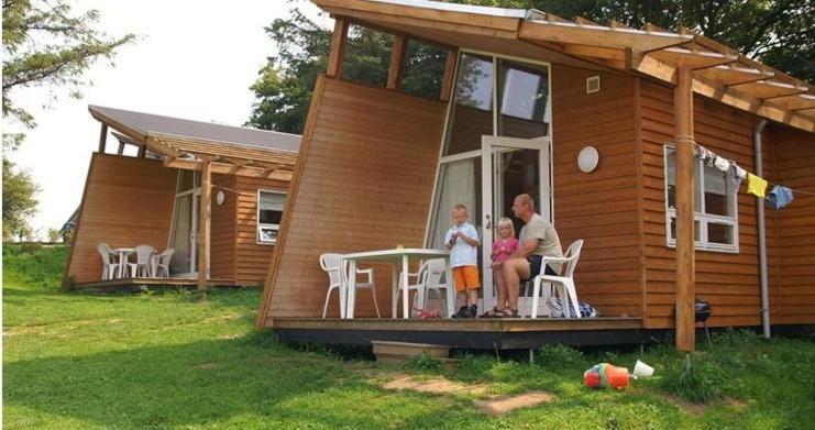 Vikaer Strand Camping & Cottages Diernæs Habitación foto